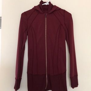 Lululemon maroon fitted jacket